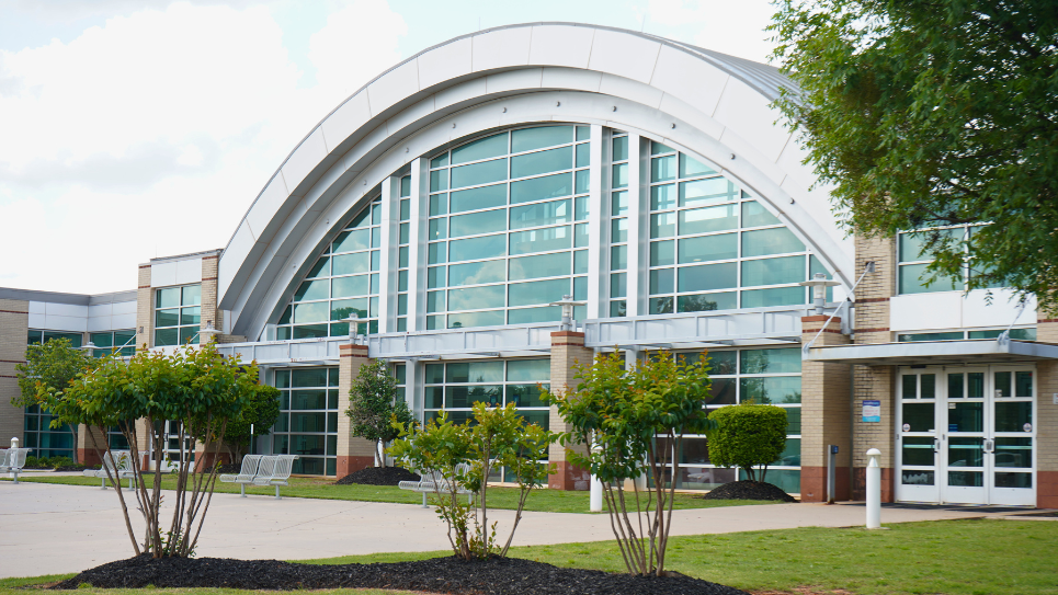 Mustang High School in Mustang, Oklahoma – Mustang OK homes for sale