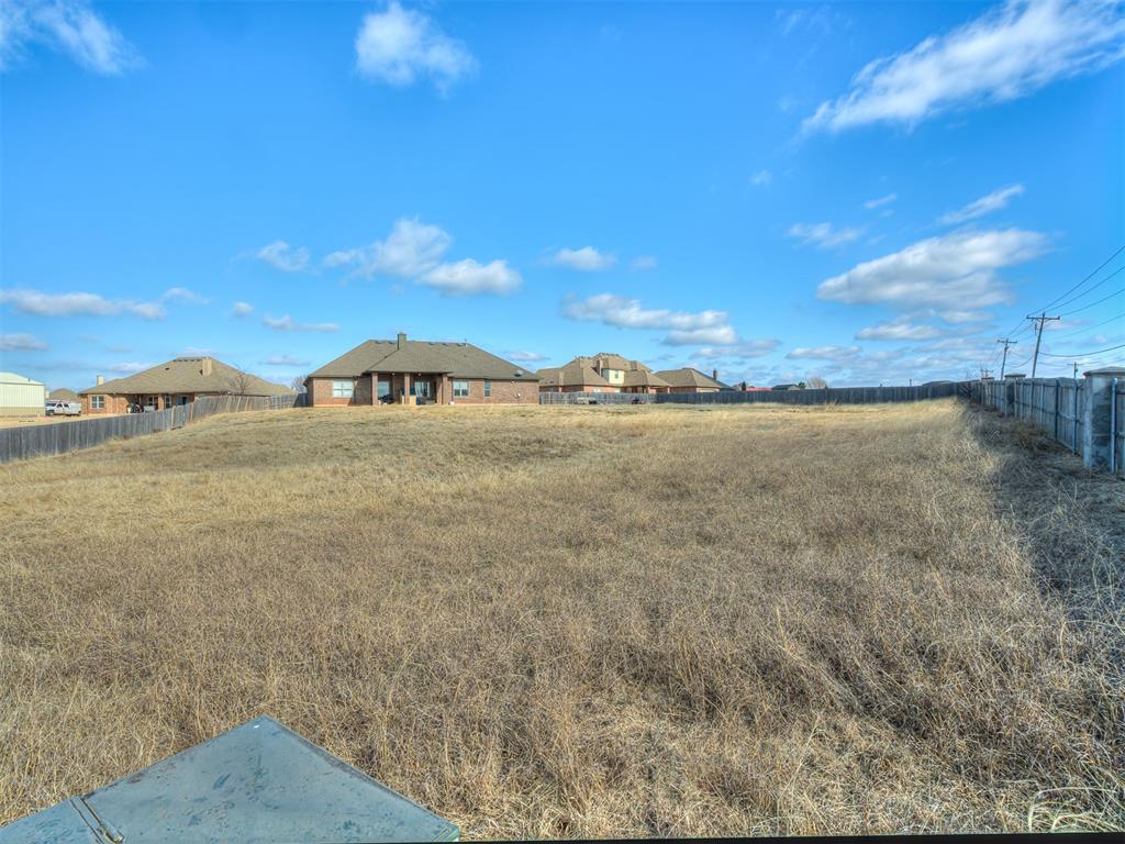 Tessa Hood Realtor – Backyard and 1.15-acre lot view at 5708 SE 148th St, Oklahoma City OK