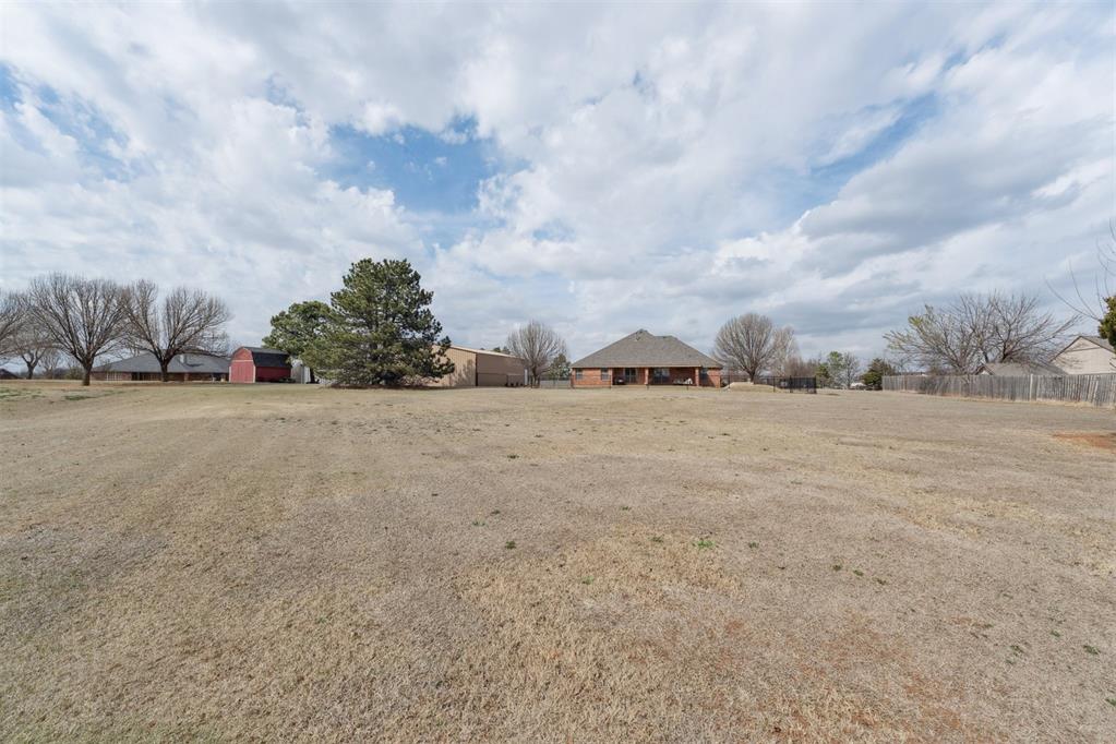 Tessa Hood Realtor – Rear yard view of 1.3 acre property at 1928 SW 9th St, Newcastle Oklahoma